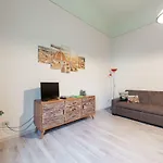 Parterre Holidays Apartman *
