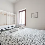Parterre Holidays Apartman *