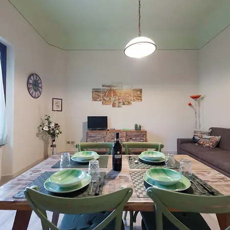 Apartment Parterre Holidays Florence