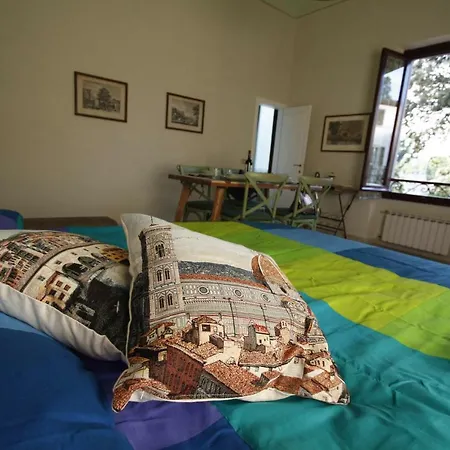 Parterre Holidays Apartment *